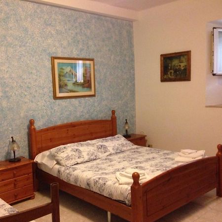 B & B Leonard Acqui Рим Экстерьер фото